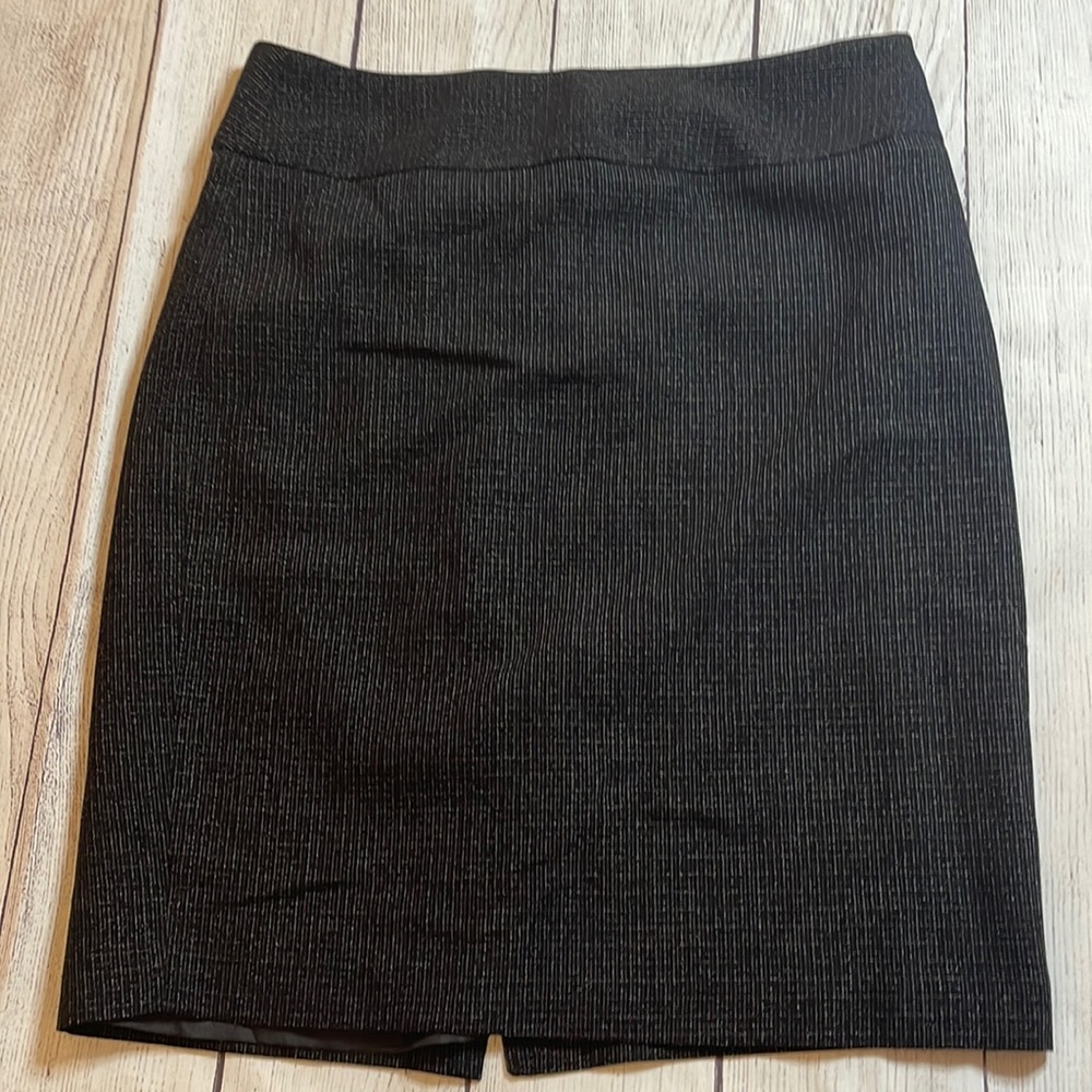 Limited - Size 4 Black with Light Yellow Thread